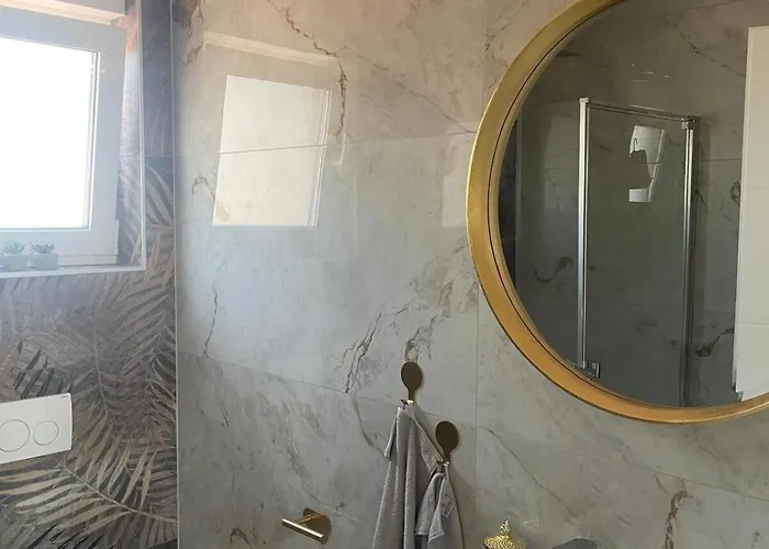 Apartment P&p Family